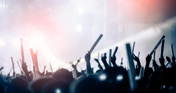 zgarnij-bilety-na-magiczny-koncert-za-darmo--auto-1855