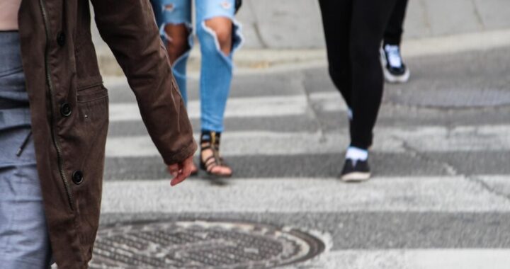 spotkanie-policjantek-z----babciami-i-dziadkami----auto-6019