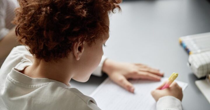 niebieskie-igrzyska-w-radomy--lu-wielkim--dzieci-i-auto-3502