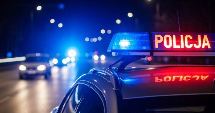 chcia---oszuka---policjant--w--podaj--c-si---za-in-auto-1425